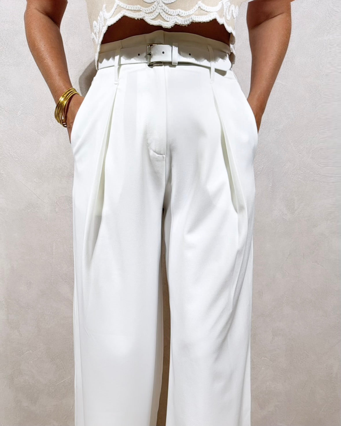 Pantalones dustin sale