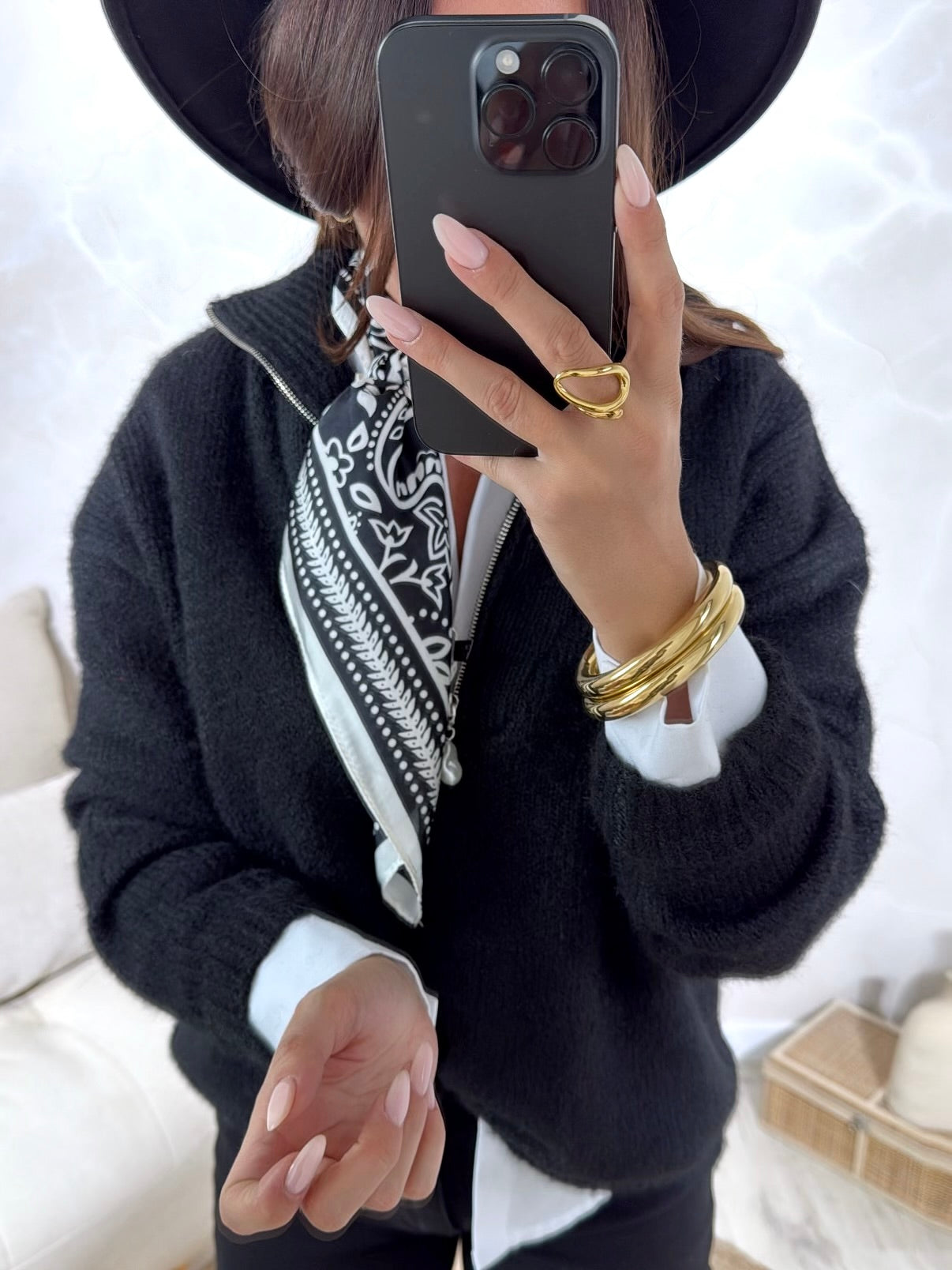 Pull Faubourg